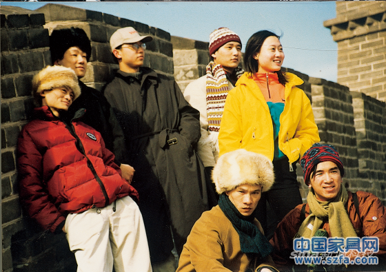 1999年，馬云與阿里巴巴創業團隊在長城。(高清圖集：馬云那些年)
